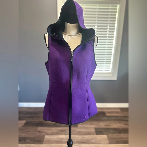 Gerry Womens Hooded Vest Medium Purple Full Zip Pockets Stretch - Picture 1 of 6